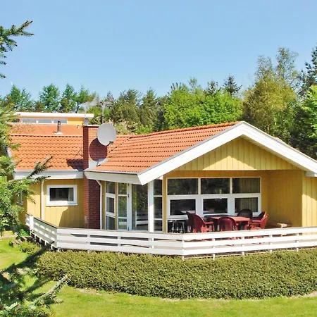 3 Bedroom Beautiful In * Hejls